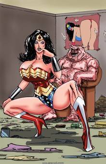 Wonder Woman vs Porkum